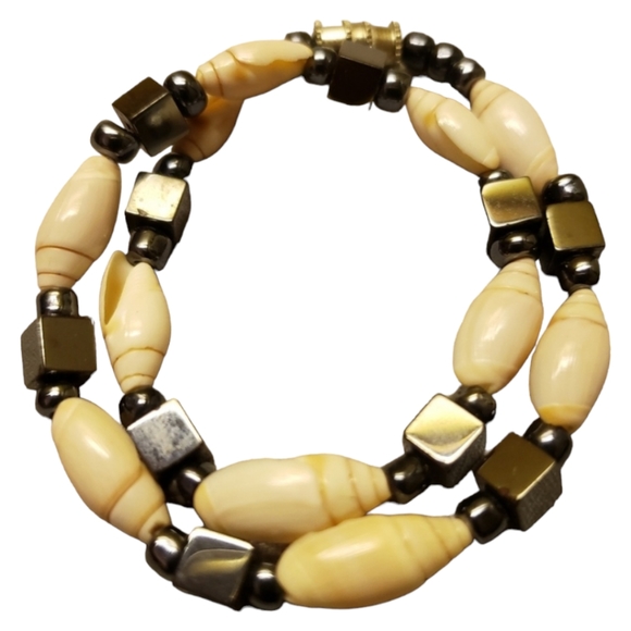 Wisconsin Monarch's Handcrafted Ankle Bracelet - Picture 1 of 3